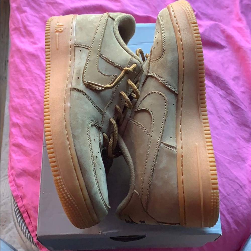AIR FORCE 1 - Picture 3 of 4